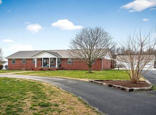 597 Game Ridge Rd, Smithville, TN 37166