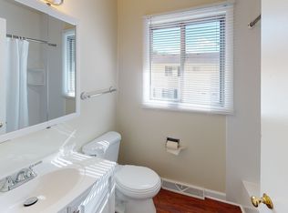 205C E Wilson Pl #C, Oswego, IL 60543