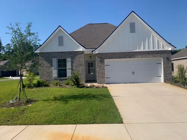 65 Apollo Ave E, Freeport, FL 32439