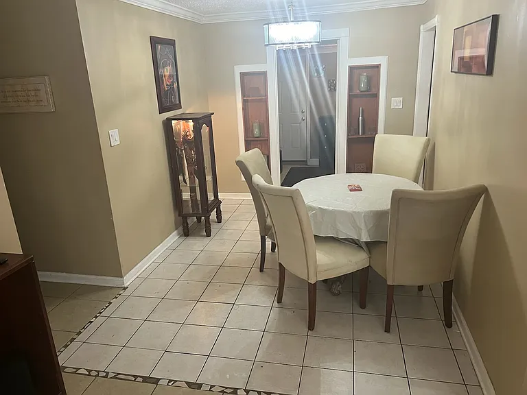 3600 Lancaster St — Photo 5