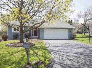 6304 Johnson St, Mc Farland, WI 53558