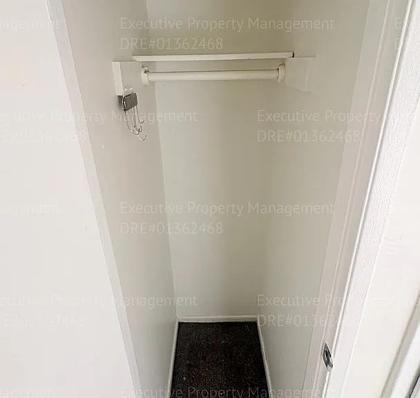 1405 Pacific St — Photo 12