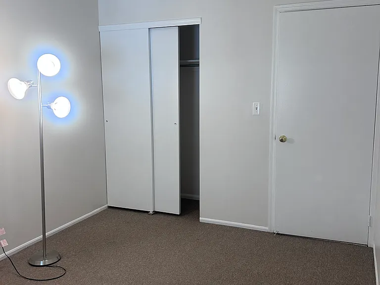 57 Menahan St #1 — Photo 3