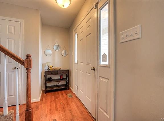 5th image of 6894 Oakrise Ln