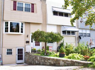 4129 Farmdale Rd, Philadelphia, PA 19154