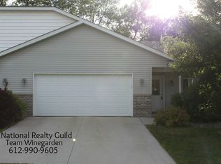 185 Morning Dr, Mayer, MN 55360