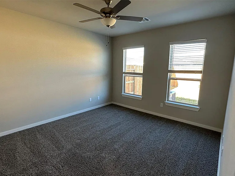 9804 Grosbeak Ln — Photo 9