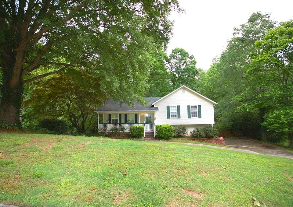 1st image of 188 Thornbrooke Dr