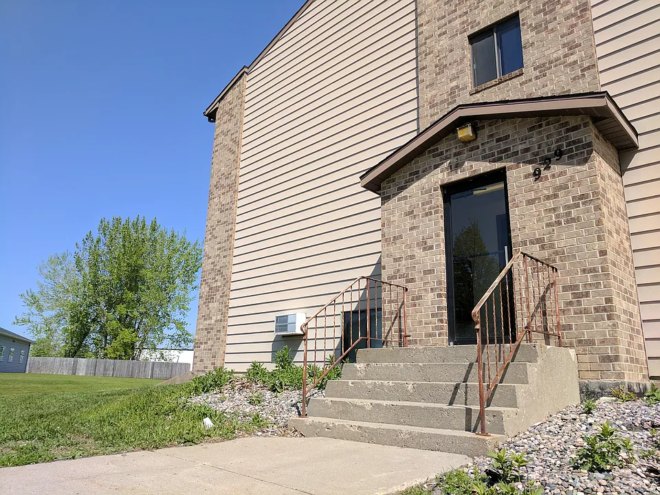 Building Photo 5