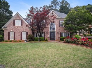 333 Lake Haven Ct, Suwanee, GA 30024