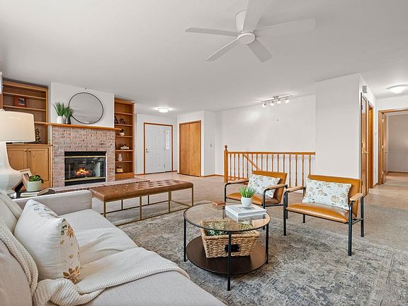 5th image of 2675 S Johnson Cir