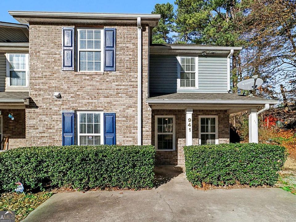 1st image of 941 Windwood Ct