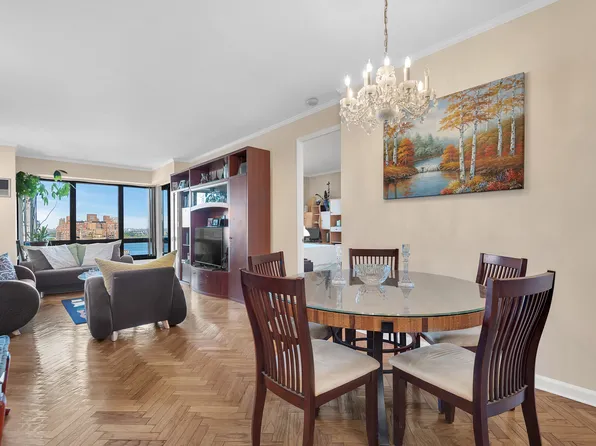 530 East 76th Street image 1 of 6