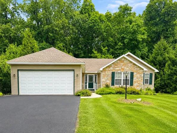2710 Chapel Hill Rd, Huntingdon, PA 16652