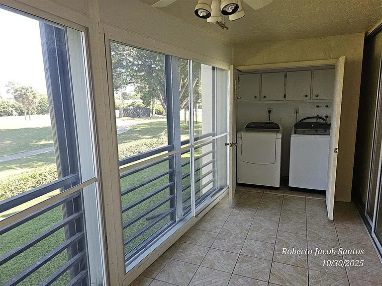 9440 SW 8th St #207 — Photo 14