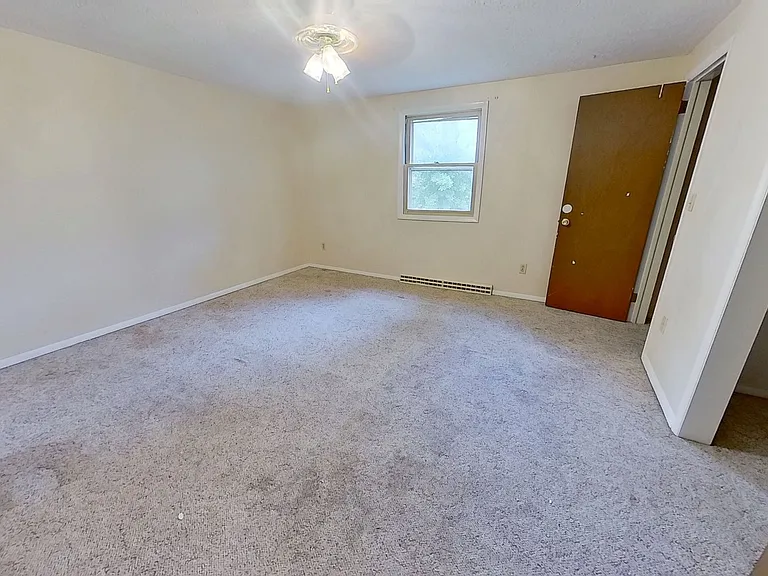 139 Oak Manor Dr — Photo 10