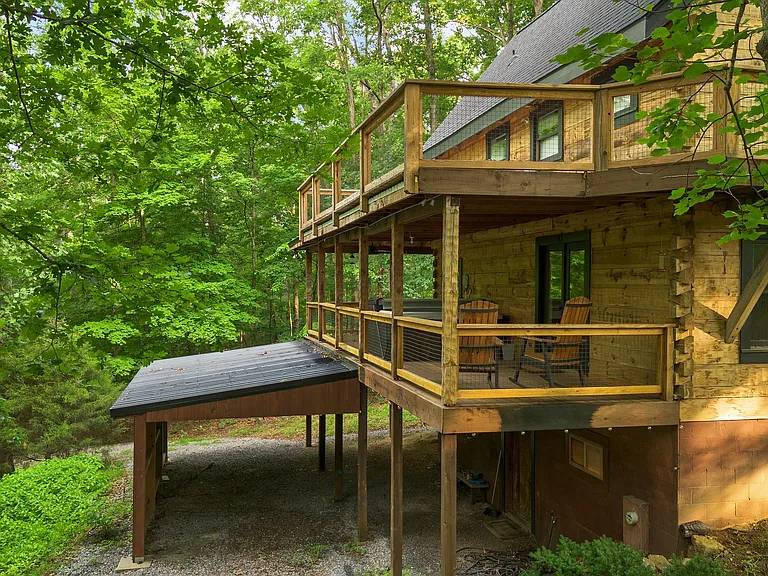 3770 Baxter Rd — Photo 36