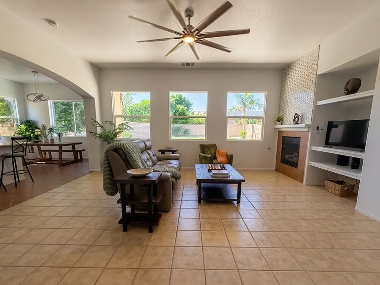 82686 Castleton Dr — Photo 12