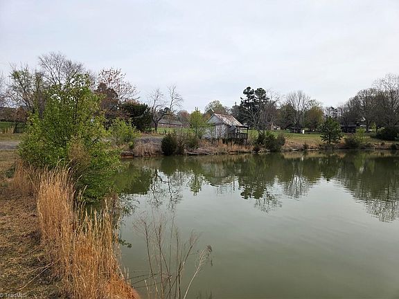 4th image of 0 Smith Lake Rd