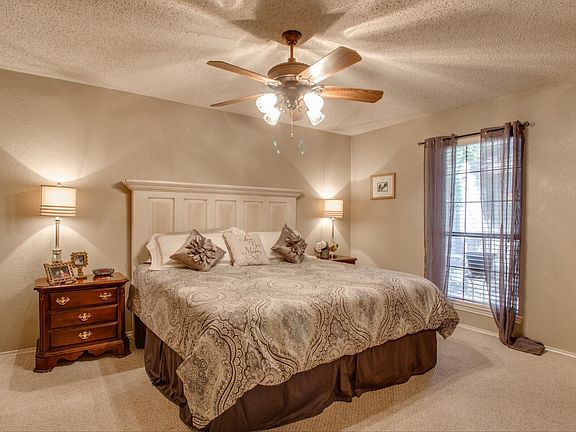 4th image of 202 Buffalo Creek Dr