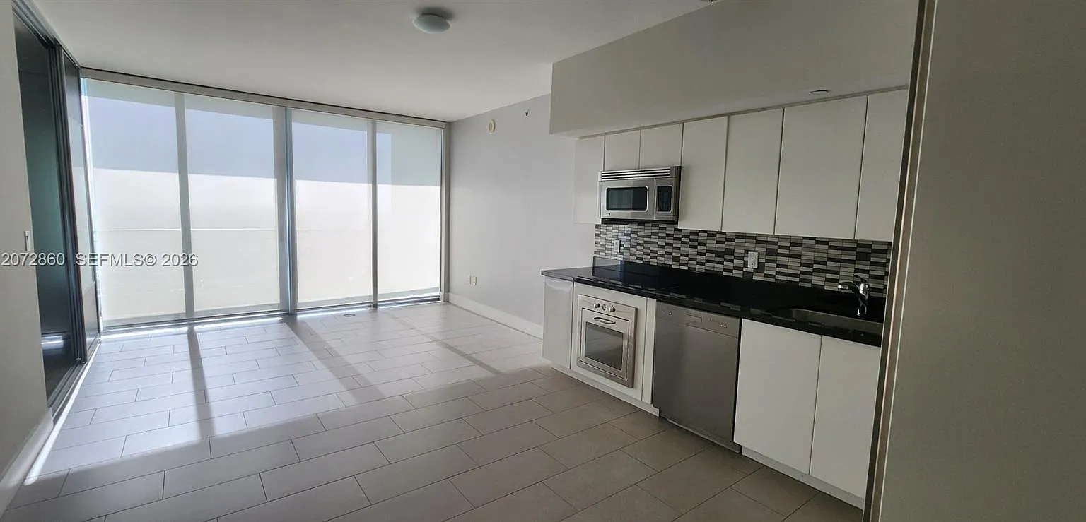 Mint Condo — Photo 3