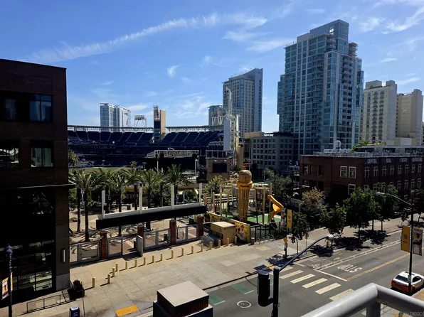 427 9th Ave Unit 403, San Diego, CA 92101