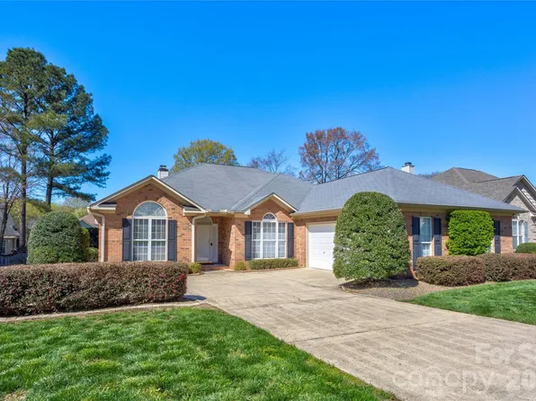 580 Gatsby Pl NW, Concord, NC 28027