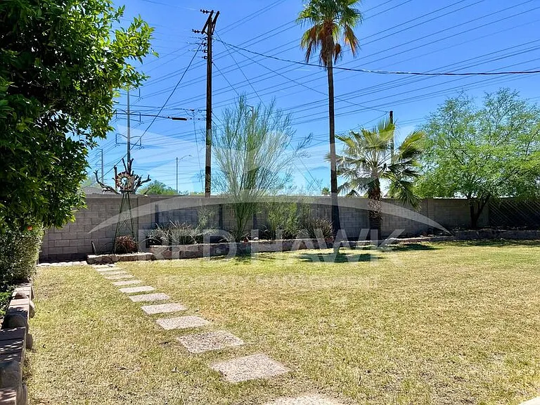 6607 E Sheridan St — Photo 50