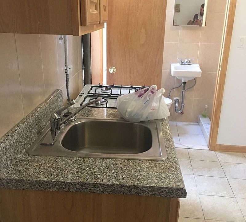 1st image of 150 Baxter St APT 27