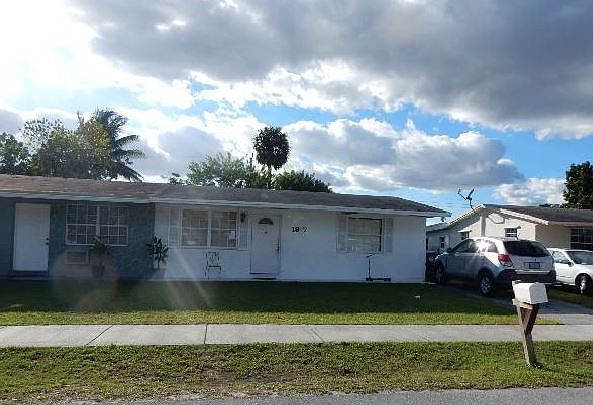 1st image of 1917 SW 67th Ave