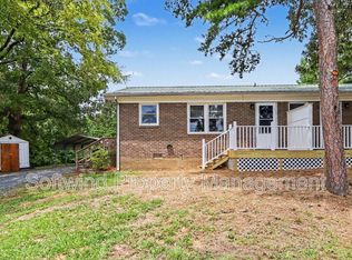 1050 Pinecrest Dr, Mount Pleasant, NC 28124