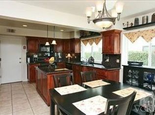 4487 Skyglen Ct, Moorpark, CA 93021