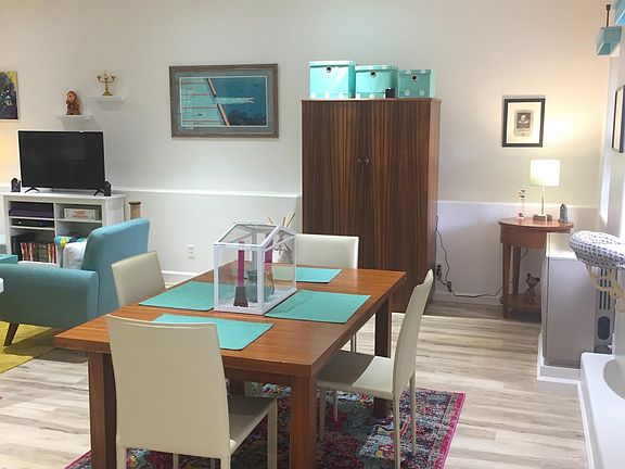 Living Room/ Dining area