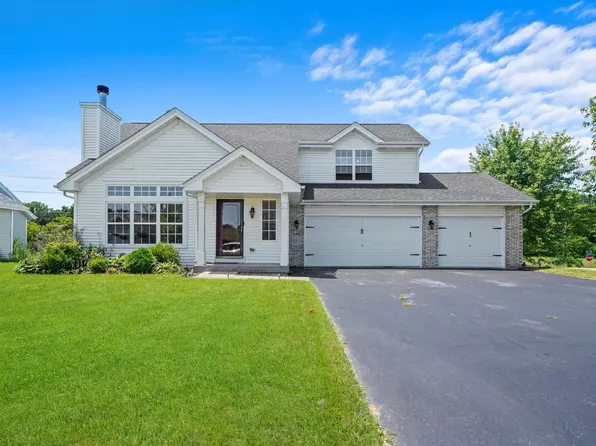 2301 Maxine Ln, Rockford, IL 61102