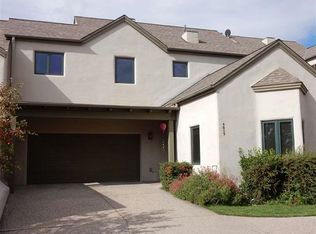 5015 Carriage House Dr, Los Alamos, NM 87544