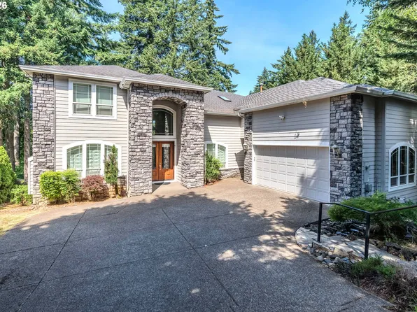 13743 SE Claremont St, Happy Valley, OR 97236