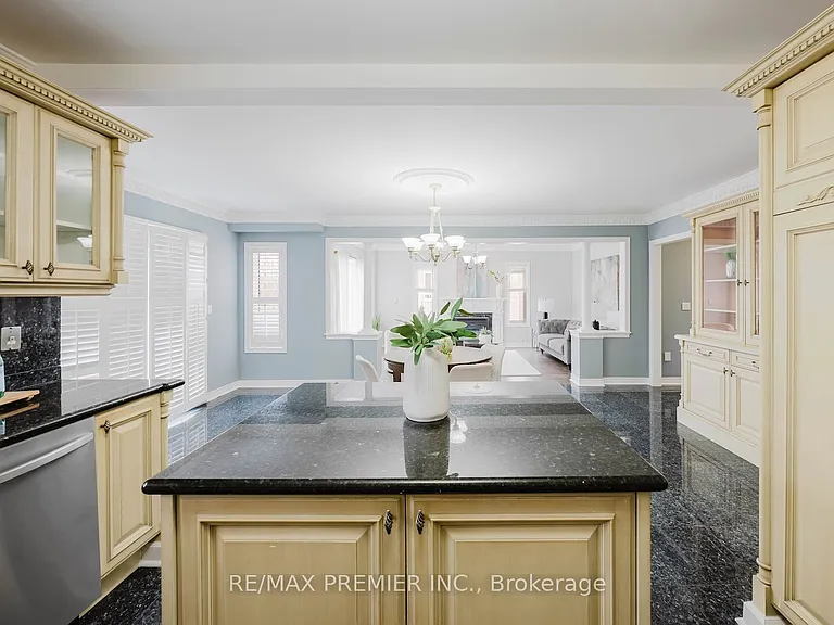16 Saint Michele Pl #UPPER — Photo 17