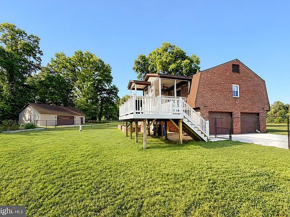 2nd image of 5935 River Rd