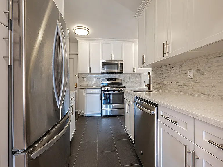 124 W 79th St #11C — Photo 7
