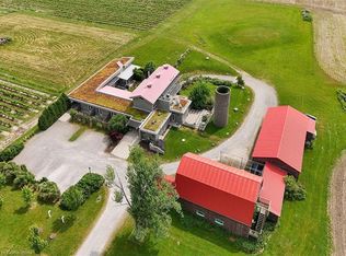 3749 Walker Rd, Lincoln, ON L0R1B2