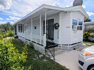 3857 Honolulu Dr, Ruskin, FL 33570