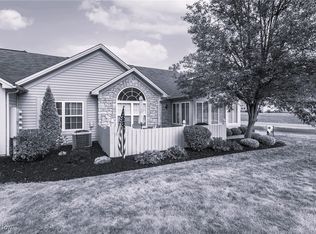 701 Timberline Dr, Columbiana, OH 44408