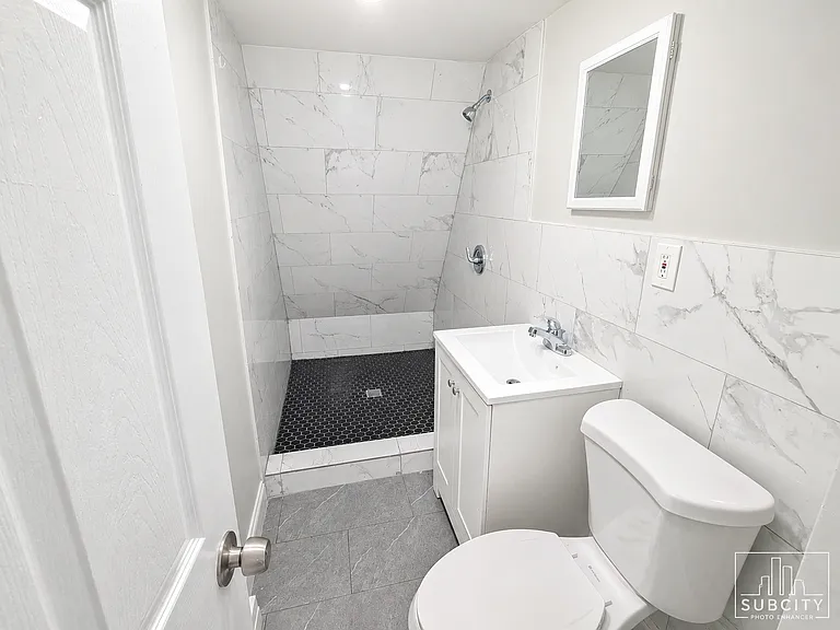 192 Seymour Ave #3B — Photo 5