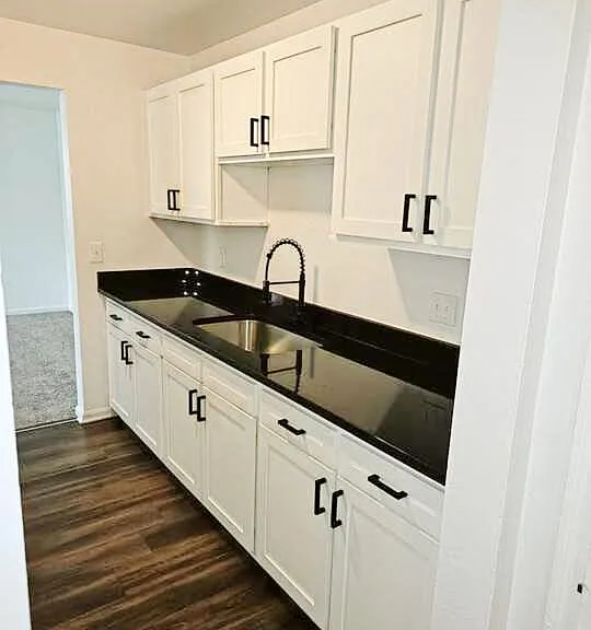 5856 Highview Dr — Photo 1