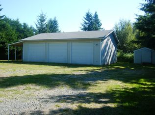 17033 W Lake Goodwin Rd, Stanwood, WA 98292
