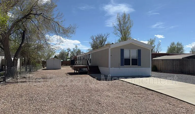 98 E Byrd Dr — Photo 1
