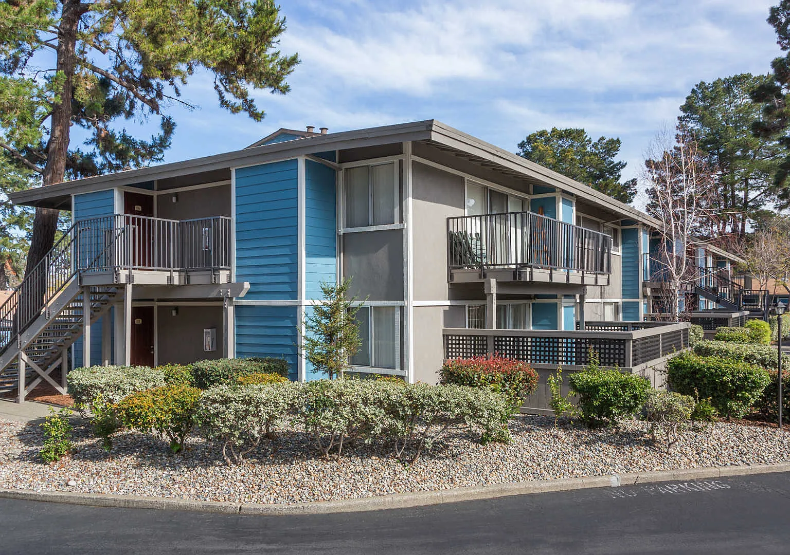 Reserve at Mountain View — Photo 2