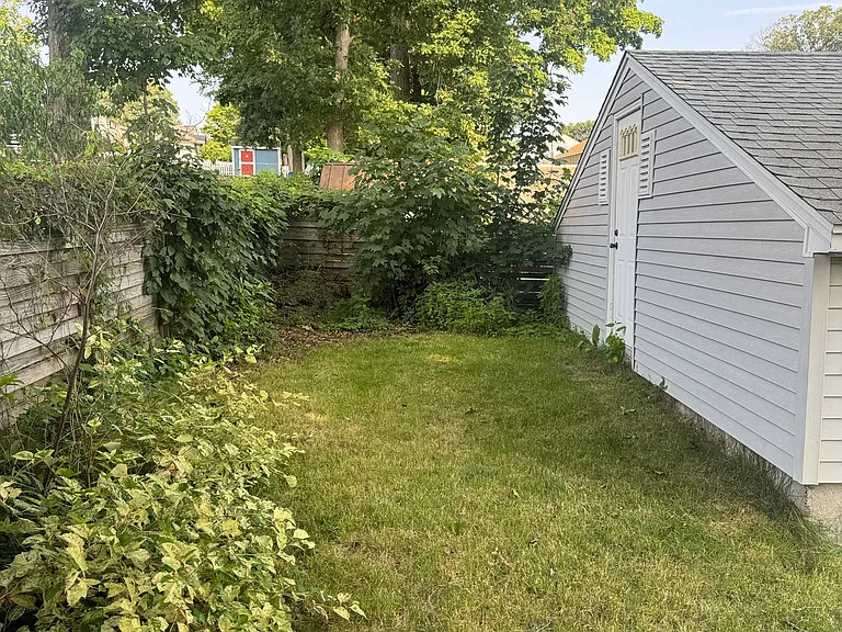 94 Pennsylvania Ave #96 — Photo 20