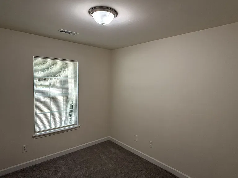 404 Kingville Dr — Photo 8