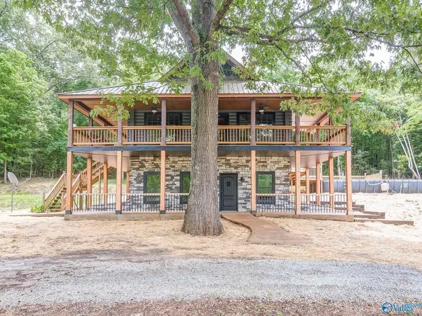 487 County Road 585, Cedar Bluff, AL 35959